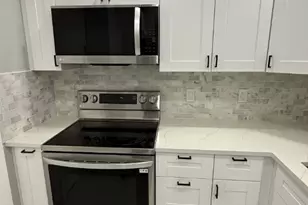 2191 NE 68th St, Fort Lauderdale, FL 33308 - Photo 9