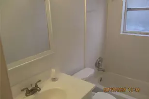 1750 N 17th Ct, Hollywood, FL 33020 - Photo 9