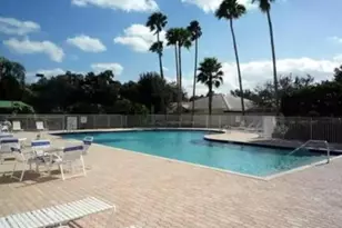 8465 Beaconhill Rd, Palm Beach Gardens, FL 33410 - Photo 11
