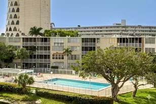 1690 NE 191st St, Miami, FL 33179 - Photo 23