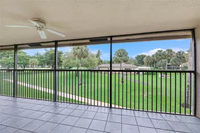 195 Deer Creek Boulevard #807, Deerfield Beach, FL 33442 - Photo 11