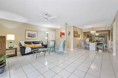 195 Deer Creek Boulevard #807, Deerfield Beach, FL 33442 - Photo 9