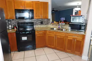 1106 SW 44th Way, Deerfield Beach, FL 33442 - Photo 5