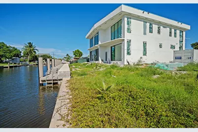 1410 Florian Drive, Dania Beach, FL 33004 - Photo 5