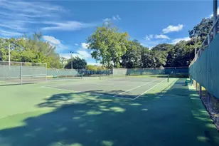 9340 Lagoon Pl, Davie, FL 33324 - Photo 41