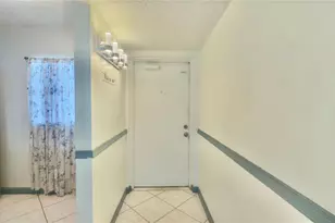 9340 Lagoon Pl, Davie, FL 33324 - Photo 5