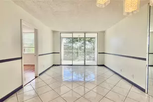 9340 Lagoon Pl, Davie, FL 33324 - Photo 7