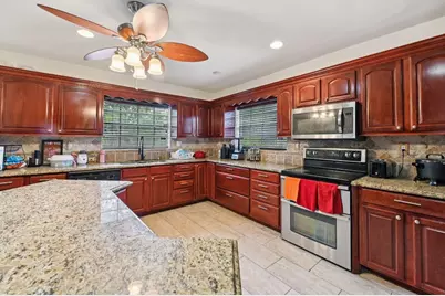 667 W Melrose Circle, Fort Lauderdale, FL 33312 - Photo 5