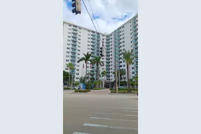 3001 S Ocean Drive #109, Hollywood, FL 33019 - Photo 27