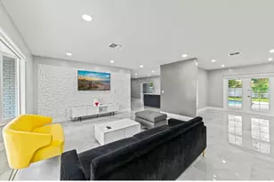 4811 Hayes St, Hollywood, FL 33021 - Photo 3