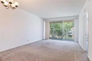 8240 NW 24th St, Coral Springs, FL 33065 - Photo 11