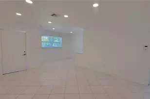 266 NE 42nd St, Deerfield Beach, FL 33064 - Photo 9