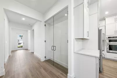 2652 NW 87th Terrace, Hollywood, FL 33024 - Photo 7