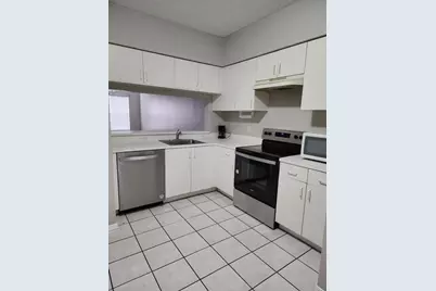 51 Whitehead Circle #51, Weston, FL 33326 - Photo 5