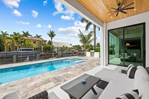 2420 NE 48th St, Pompano Beach, FL 33064 - Photo 43