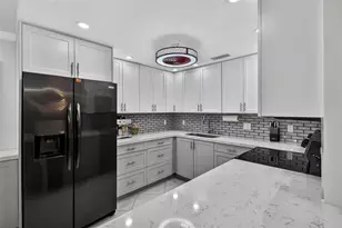 1904 Bermuda Cr Unit, Coconut Creek, FL 33066 - Photo 15