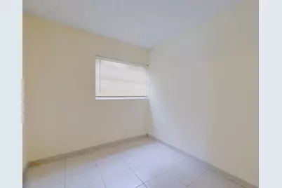 4500 NE 15th Avenue, Oakland Park, FL 33334 - Photo 13