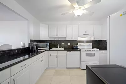 2901 S Palm Aire Drive #502, Pompano Beach, FL 33069 - Photo 7