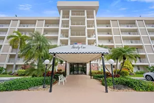 2901 S Palm Aire Dr, Pompano Beach, FL 33069 - Photo 19