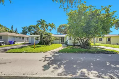 917 N 17th Avenue, Hollywood, FL 33020 - Photo 1