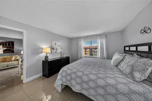 2781 N Pine Island Rd, Sunrise, FL 33322 - Photo 25