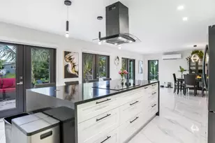 2051 NW 93rd Ln, Sunrise, FL 33322 - Photo 27