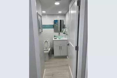 133 N Pompano Beach Boulevard #507, Pompano Beach, FL 33062 - Photo 3