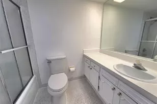 3090 N Course Dr, Pompano Beach, FL 33069 - Photo 25