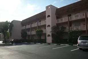 9481 Sunrise Lakes Blvd, Sunrise, FL 33322 - Photo 15