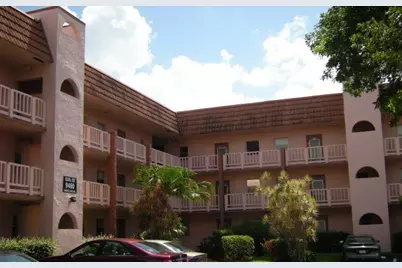 9460 Sunrise Lakes Boulevard #106, Sunrise, FL 33322 - Photo 1