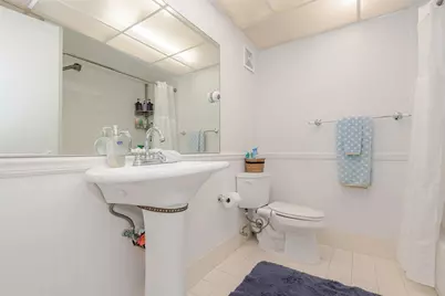 100 Lakeview Drive #206, Weston, FL 33326 - Photo 19