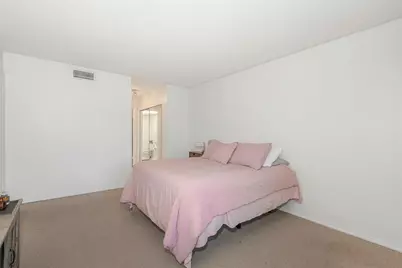 100 Lakeview Drive #206, Weston, FL 33326 - Photo 17