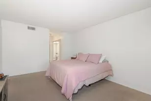 100 Lakeview Dr, Weston, FL 33326 - Photo 17