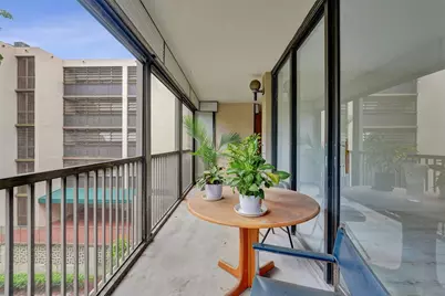 2800 N 46th Avenue #A404, Hollywood, FL 33021 - Photo 7