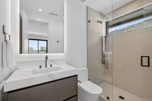 2533 Aqua Vista Blvd, Fort Lauderdale, FL 33301 - Photo 45