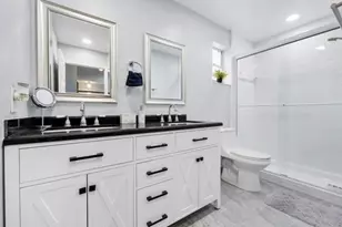18811 NW 80th Ave, Hialeah, FL 33015 - Photo 49