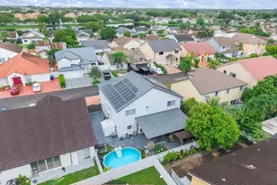 18811 NW 80th Ave, Hialeah, FL 33015 - Photo 15