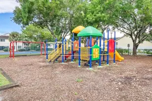 18811 NW 80th Ave, Hialeah, FL 33015 - Photo 69