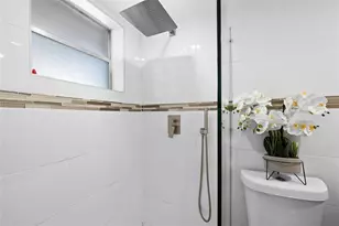 471 N Pine Island Rd, Plantation, FL 33324 - Photo 11