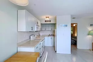 1200 Colonnades Dr, Fort Pierce, FL 34949 - Photo 13