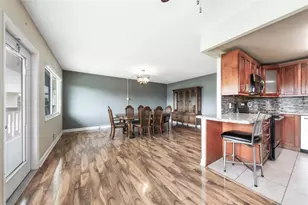 404 Richmond A, Deerfield Beach, FL 33442 - Photo 5