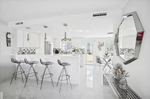 215 N Birch Unit, Fort Lauderdale, FL 33304 - Photo 3