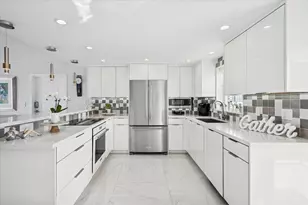 215 N Birch Unit, Fort Lauderdale, FL 33304 - Photo 5