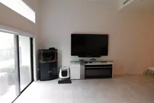 4381 NW 9th St., Plantation, FL 33317 - Photo 9