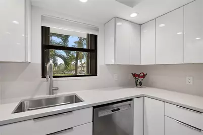 4450 Highway A1A #102, Vero Beach, FL 32963 - Photo 11