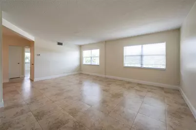 2555 NE 11th Street #302, Fort Lauderdale, FL 33304 - Photo 7
