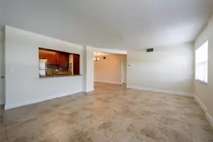 2555 NE 11th St, Fort Lauderdale, FL 33304 - Photo 9