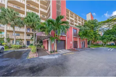 2202 S Cypress Bend Drive #207, Pompano Beach, FL 33069 - Photo 19