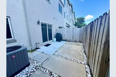 1951 Coral Heights Boulevard #402, Oakland Park, FL 33308 - Photo 17