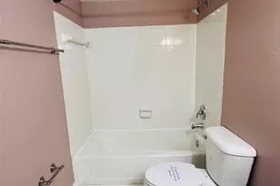 1241 SW 46th Ave, Pompano Beach, FL 33069 - Photo 13